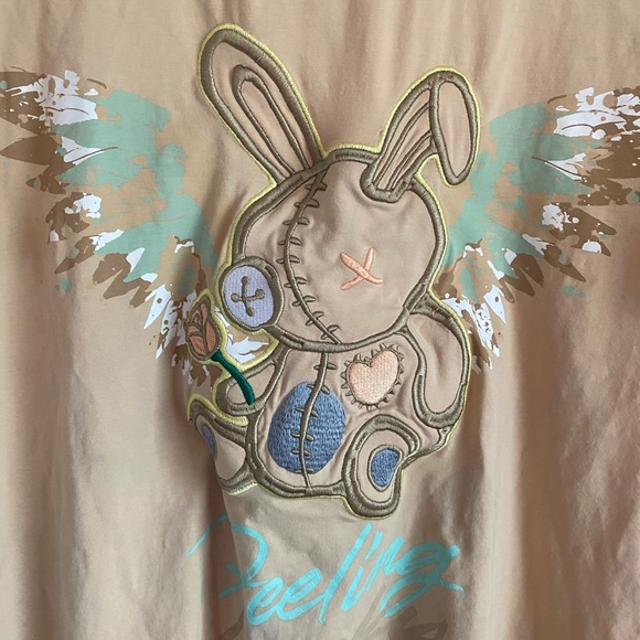 Lucky Charm Tee with adorable bunny appliqué on front. - Picture 6 of 6